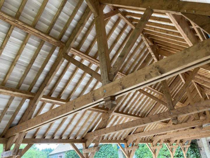 Travaux de charpente Château-Renard