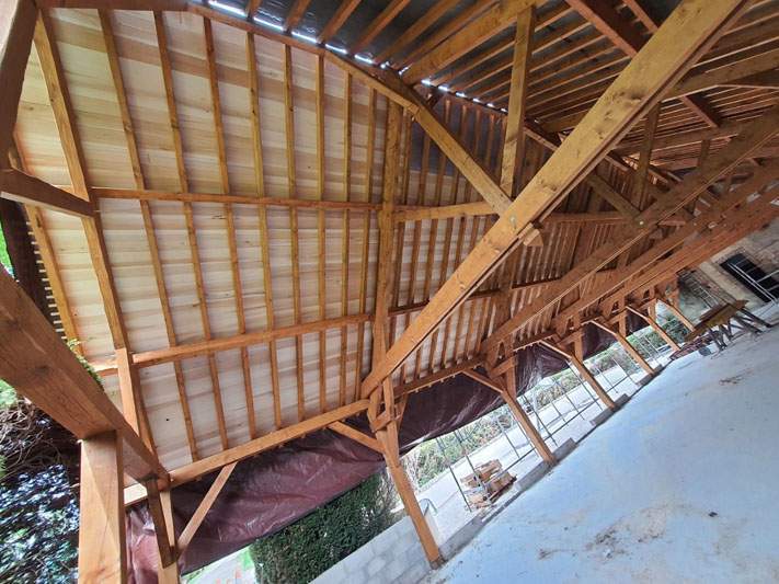 Travaux de charpente Château-Renard