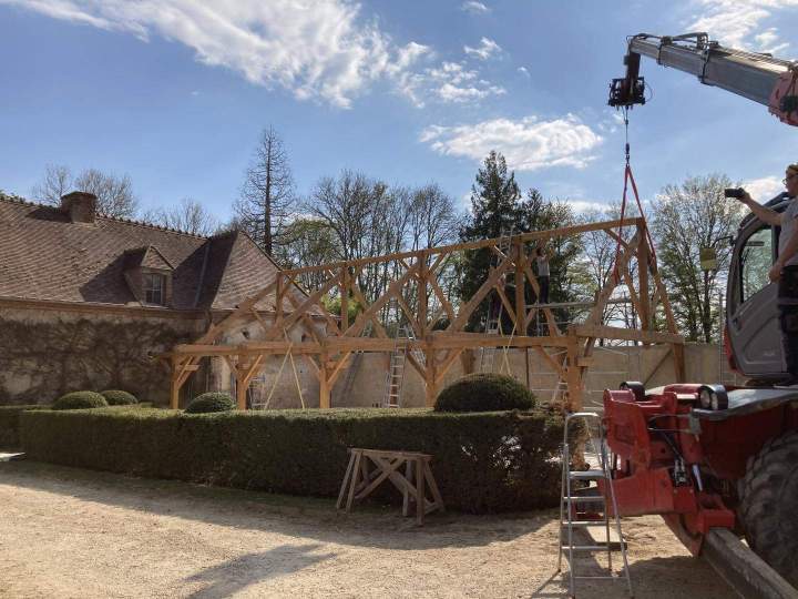 Mise en place de charpente Château-Renard